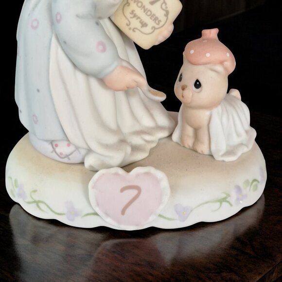 1995 enesco precious moments growing in grace, age 7 nurse w kitten 163740 - Picture 11 of 15